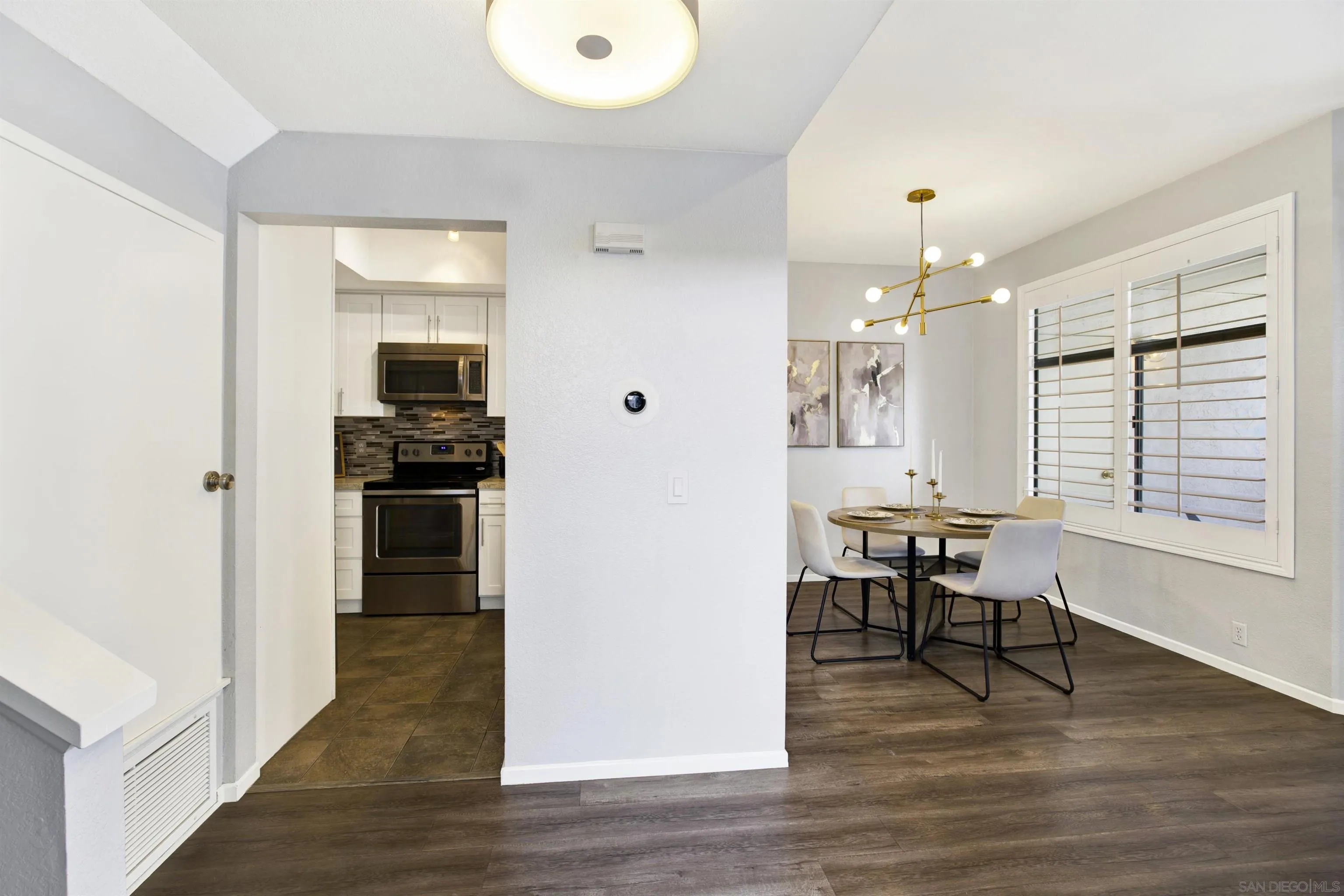 Photo #5: 2601155 Listing: Photo #5