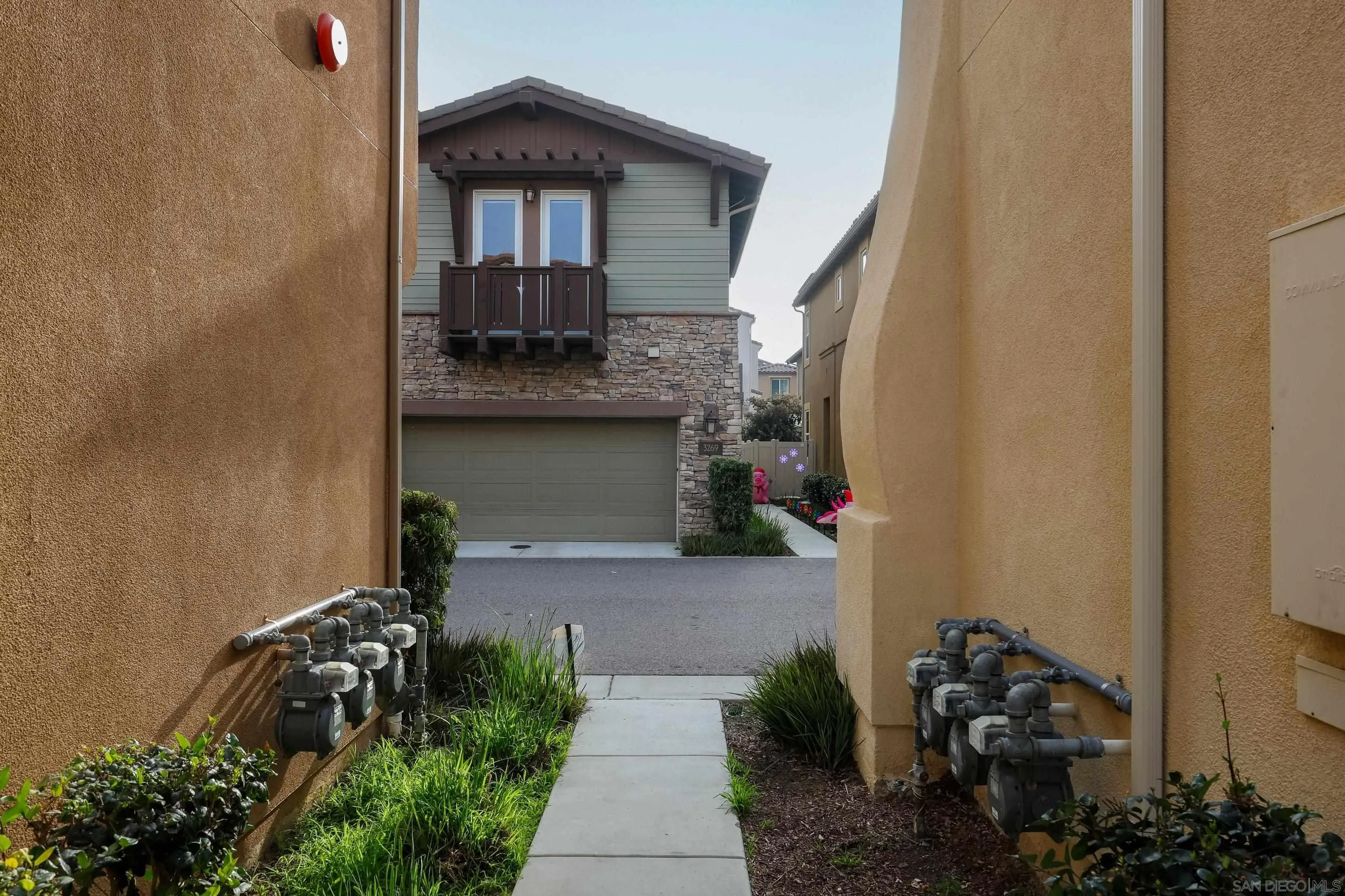 Photo #3: 2601159 Listing: Photo #3