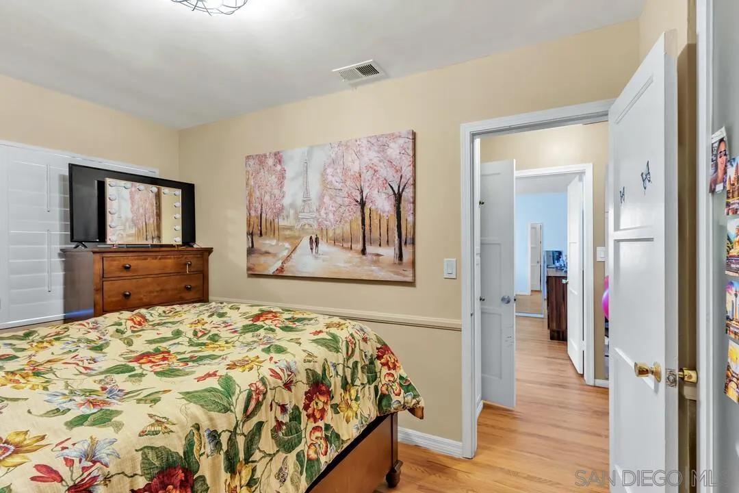 https://cdn.realtyfeed.com/cdn/127/2601163/a58e081dbac6222053d32b3b2a1066e7.webp
