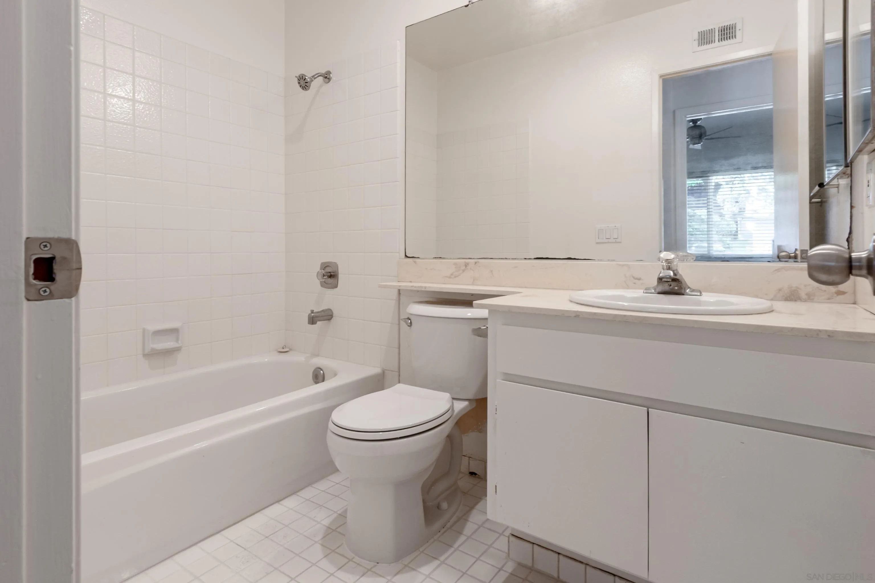 Photo #25: 2601164 Listing: Photo #25