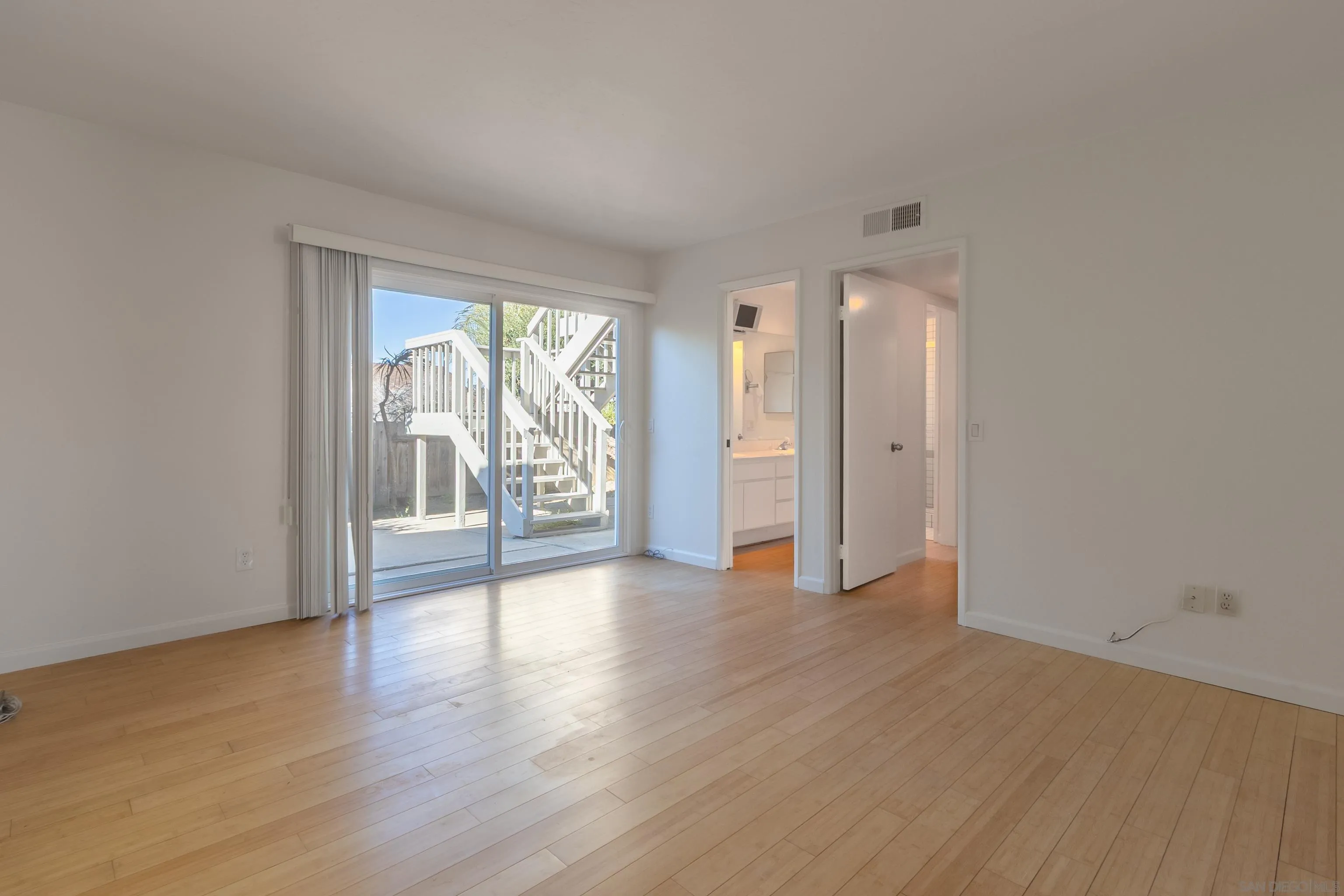 Photo #27: 2601164 Listing: Photo #27