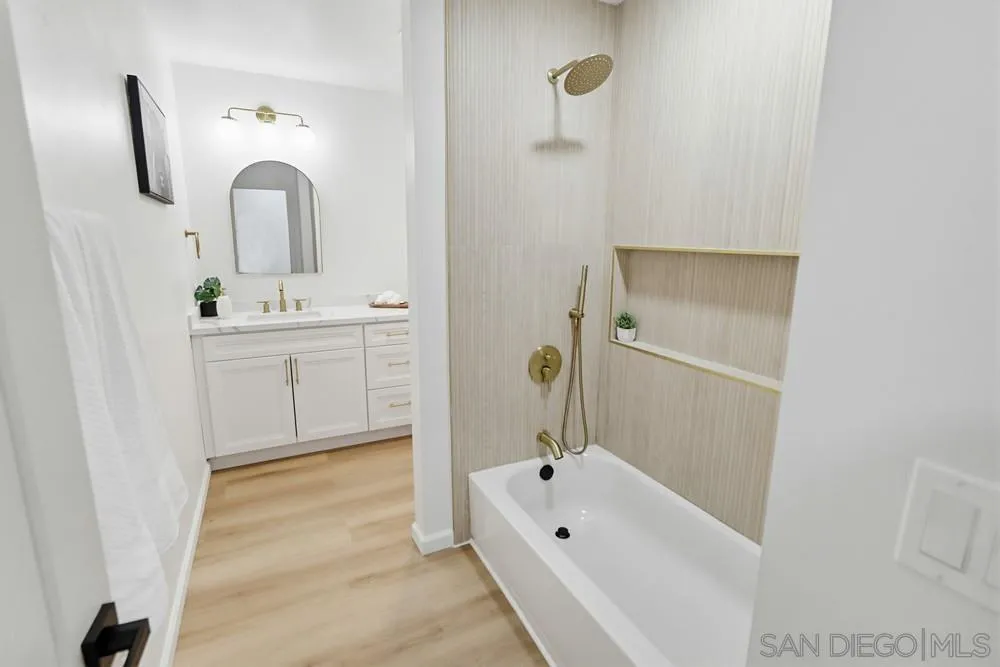 https://cdn.realtyfeed.com/cdn/127/2601168/46df45c46d234e5a8d1836a591889c25.webp
