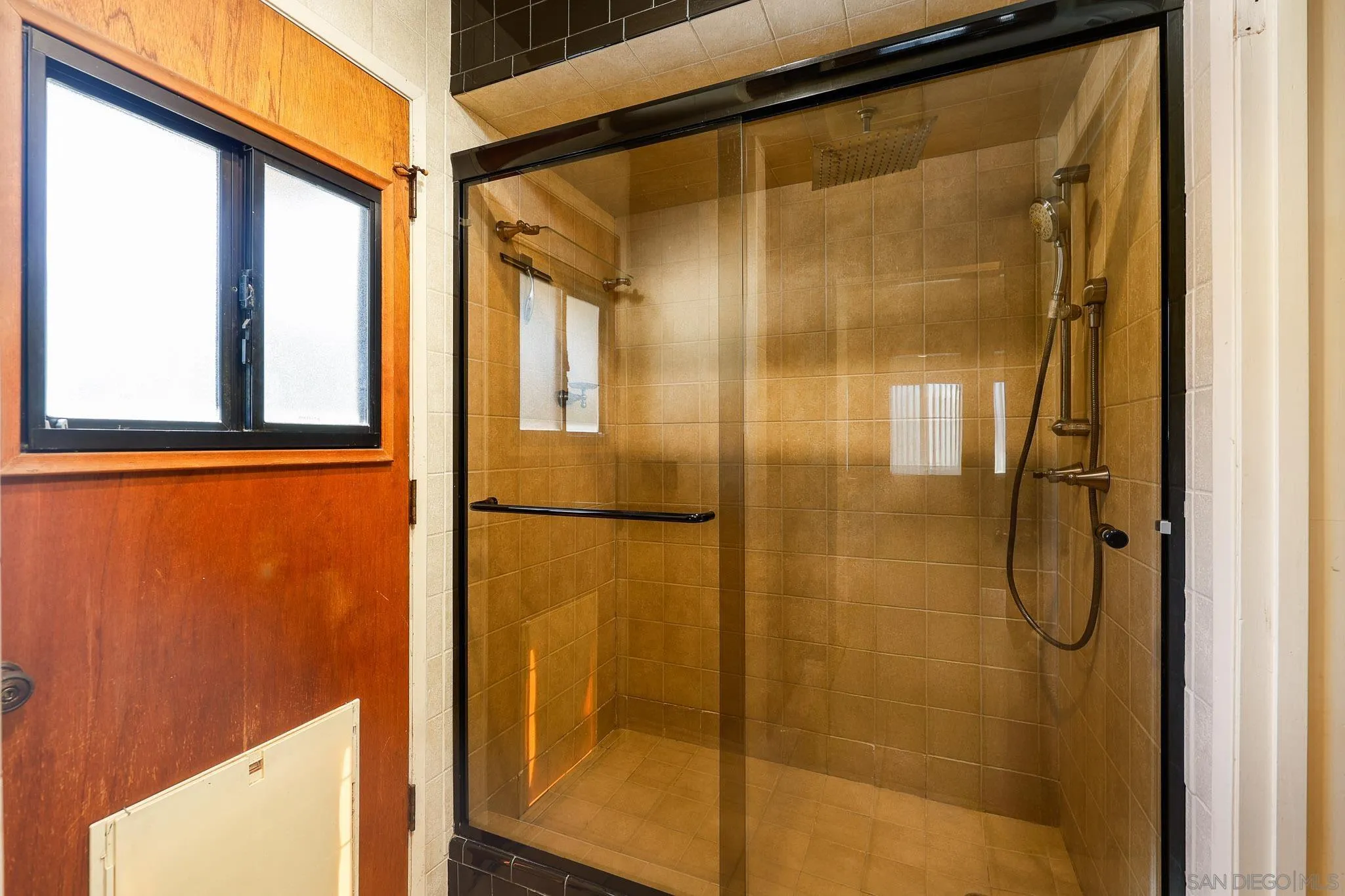 https://cdn.realtyfeed.com/cdn/127/2601169/6197c683ea90ca9f39569232a459f941.webp