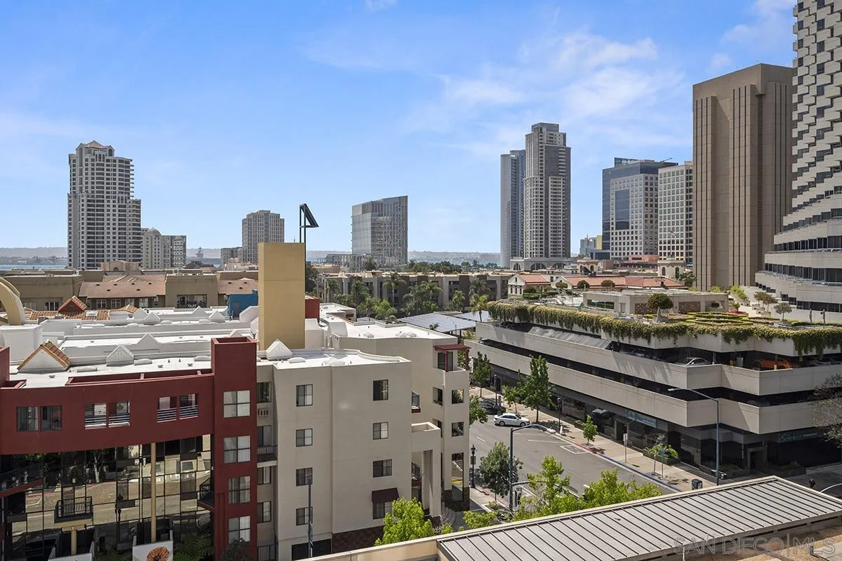 Photo #7: 2601175 Listing: Photo #7