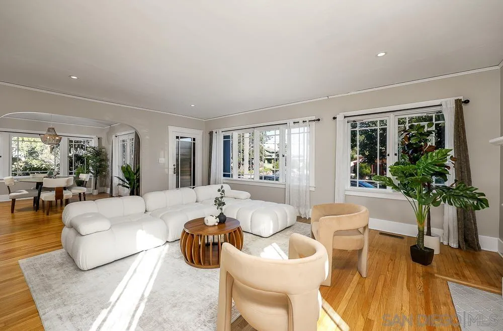 https://cdn.realtyfeed.com/cdn/127/2601176/849f9a298239fdc763781b2145444c7e.webp