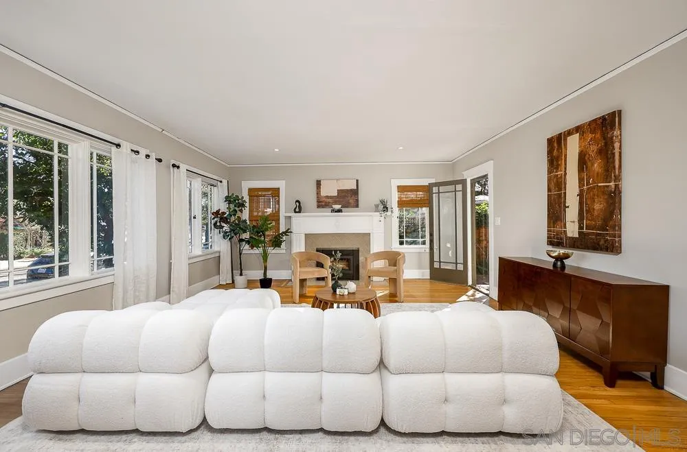 https://cdn.realtyfeed.com/cdn/127/2601176/b42af09280ba694c731ec1e6f3b00e7c.webp