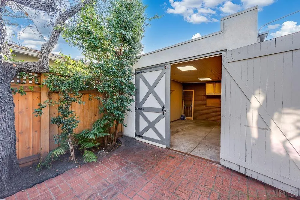 https://cdn.realtyfeed.com/cdn/127/2601176/d84b87a23b0b0fc8c870704b5aafdb9a.webp