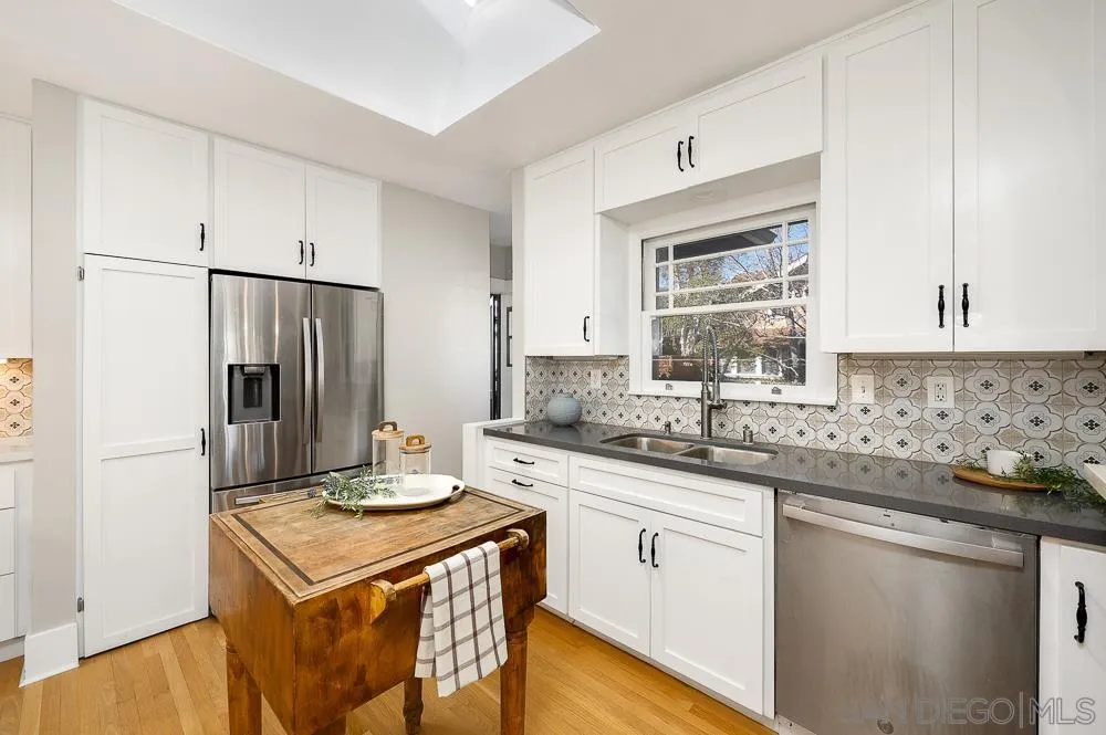 https://cdn.realtyfeed.com/cdn/127/2601176/ffa929a090d4720280199c1b0683dd8c.webp