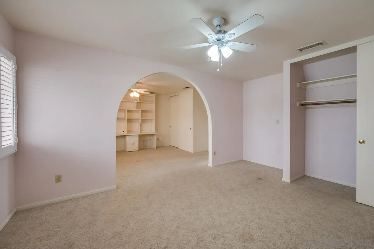 https://cdn.realtyfeed.com/cdn/127/2601177/78972b099268c7b760d71d07151ab515.webp