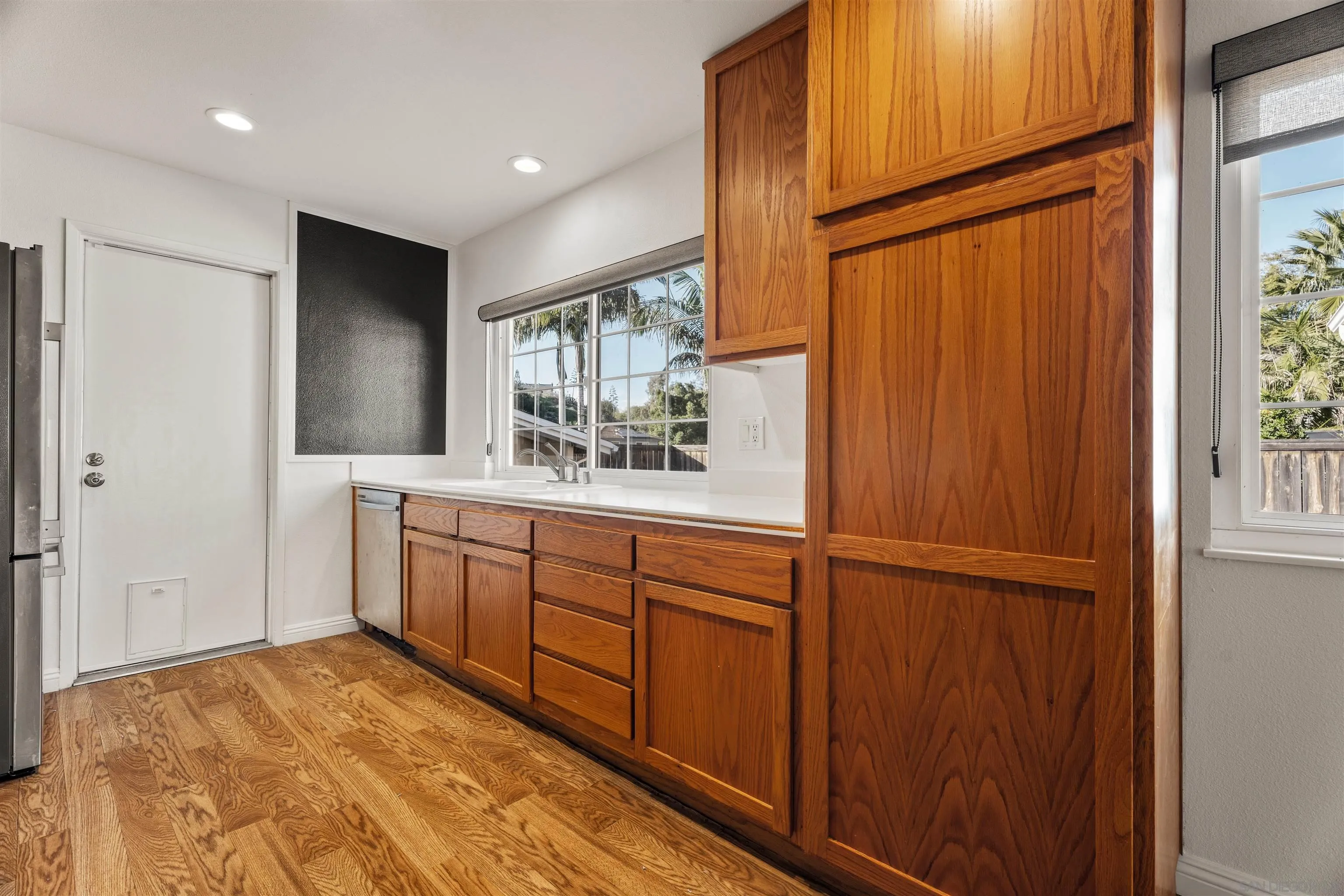 https://cdn.realtyfeed.com/cdn/127/2601179/6627e552b6481de881ba0d464f970aab.webp