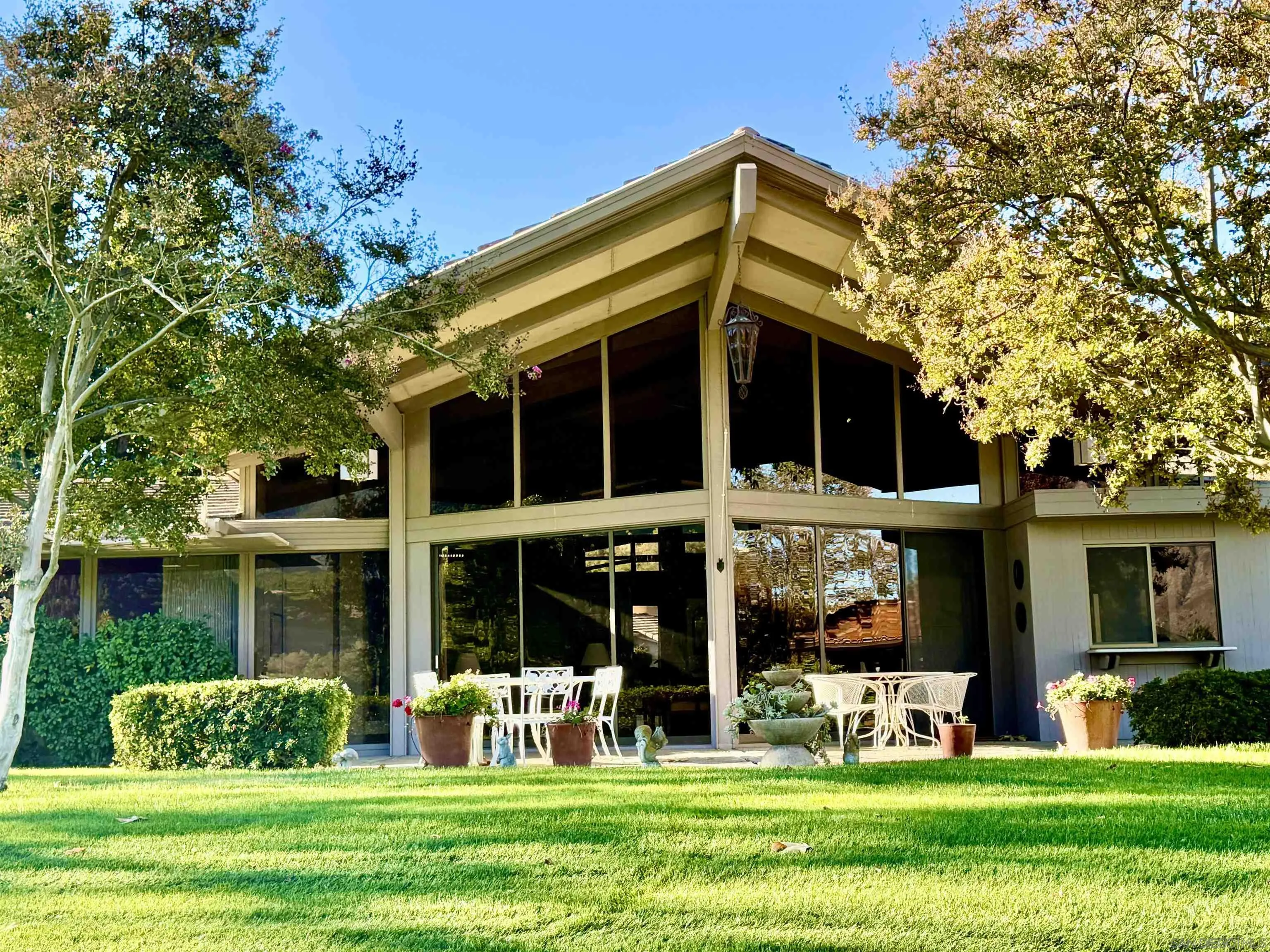 https://cdn.realtyfeed.com/cdn/127/2601182/572de120014d16552cf41915bb55eb2c.webp