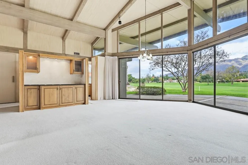 https://cdn.realtyfeed.com/cdn/127/2601182/7cfadec39607b9ac90cca5630d0fad58.webp