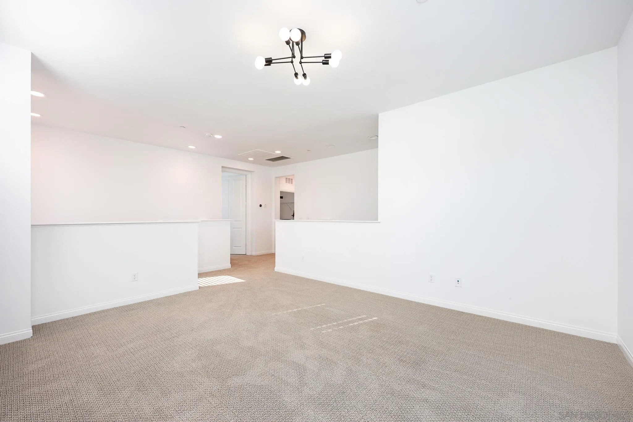 https://cdn.realtyfeed.com/cdn/127/2601185/c6369e20991c4473f5b8ec40777198b3.webp