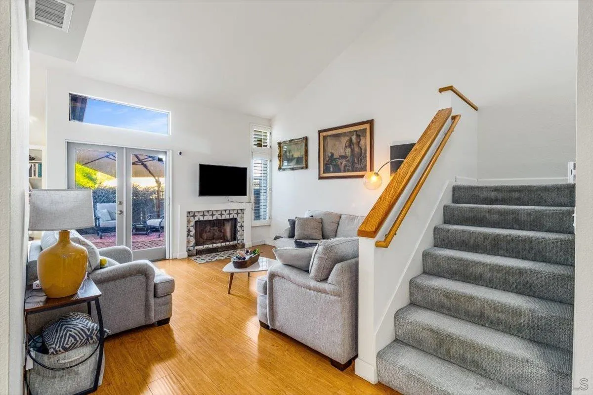https://cdn.realtyfeed.com/cdn/127/2601186/0a3270b3f67c32de92d31c2f2f864cf3.webp