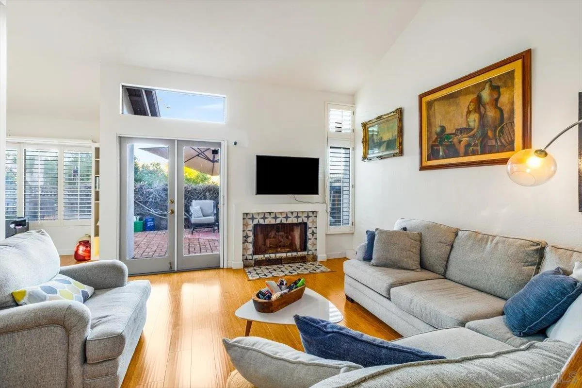 https://cdn.realtyfeed.com/cdn/127/2601186/293356c6ed4911675968b28e558343c5.webp