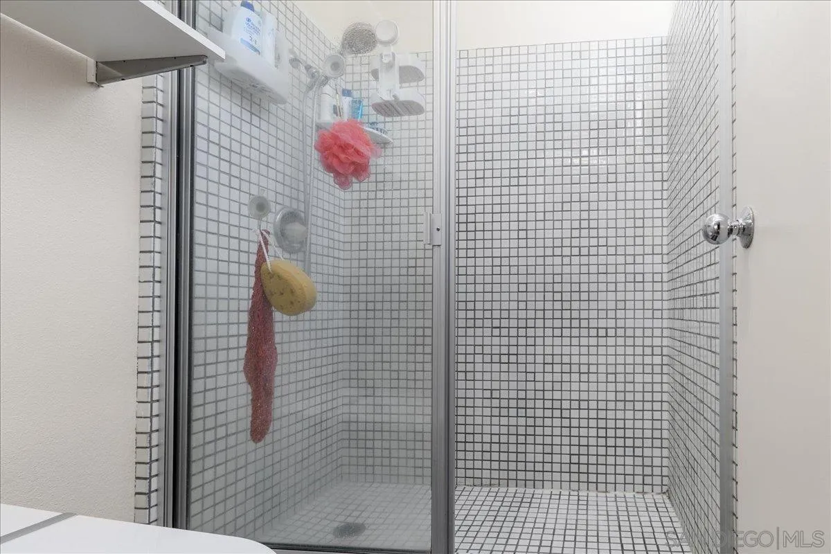https://cdn.realtyfeed.com/cdn/127/2601186/3b49172f2820f7220d5076f16b845d67.webp