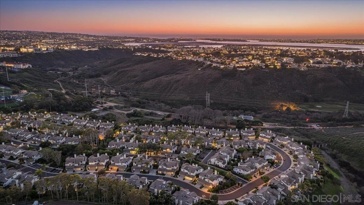 https://cdn.realtyfeed.com/cdn/127/2601186/931fc432a9073d1cca47b531c731bdf2.webp