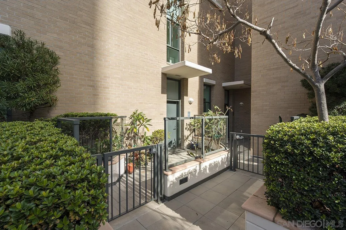 Photo #3: 2601188 Listing: Photo #3