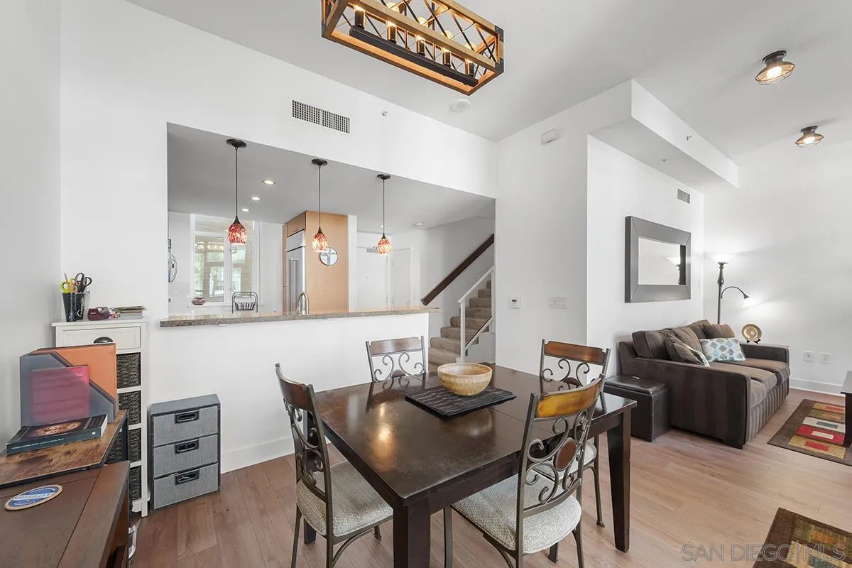 Photo #13: 2601188 Listing: Photo #13