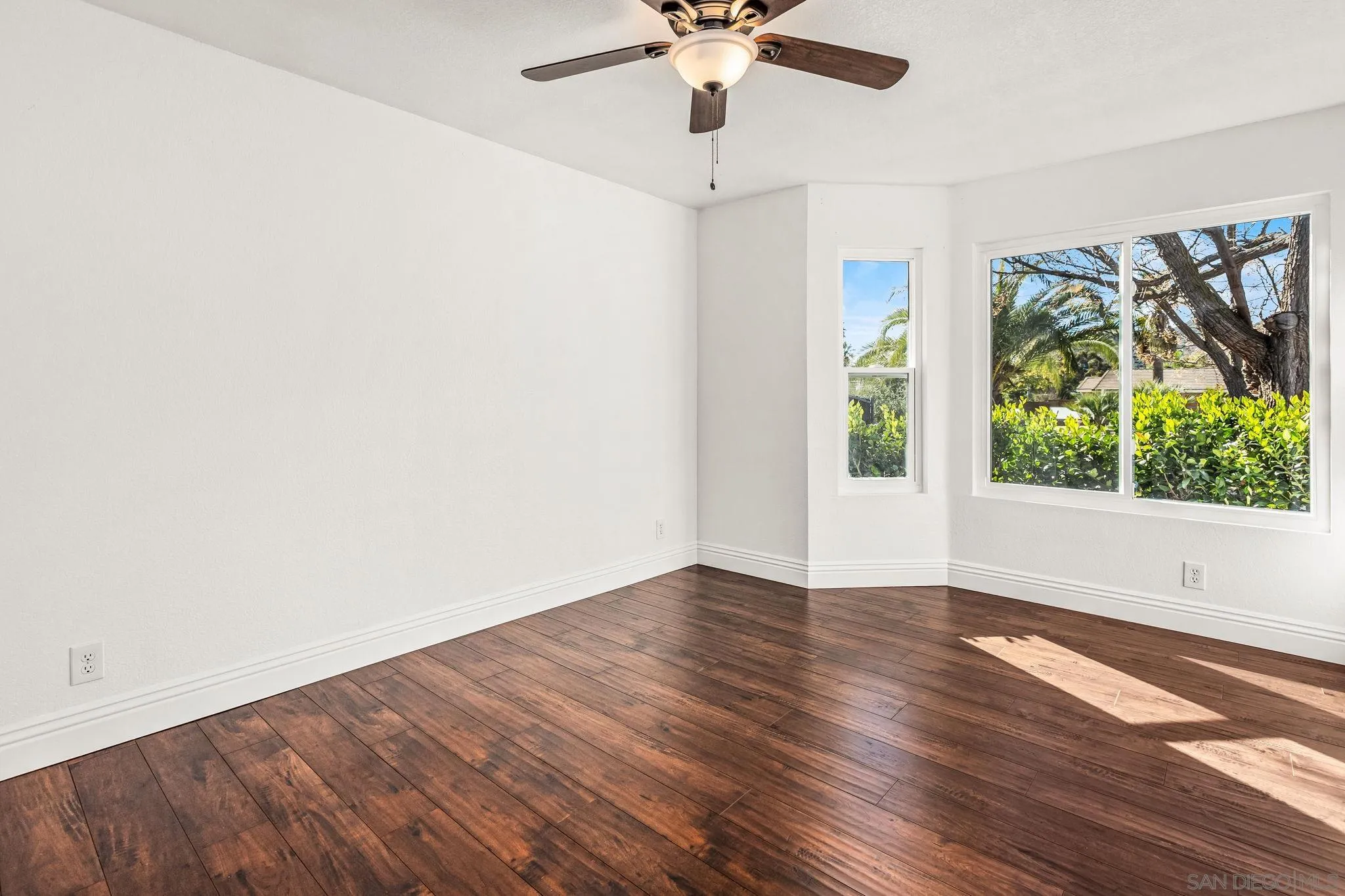 https://cdn.realtyfeed.com/cdn/127/2601189/4f438b55f383a9f38aafa84187e92d06.webp