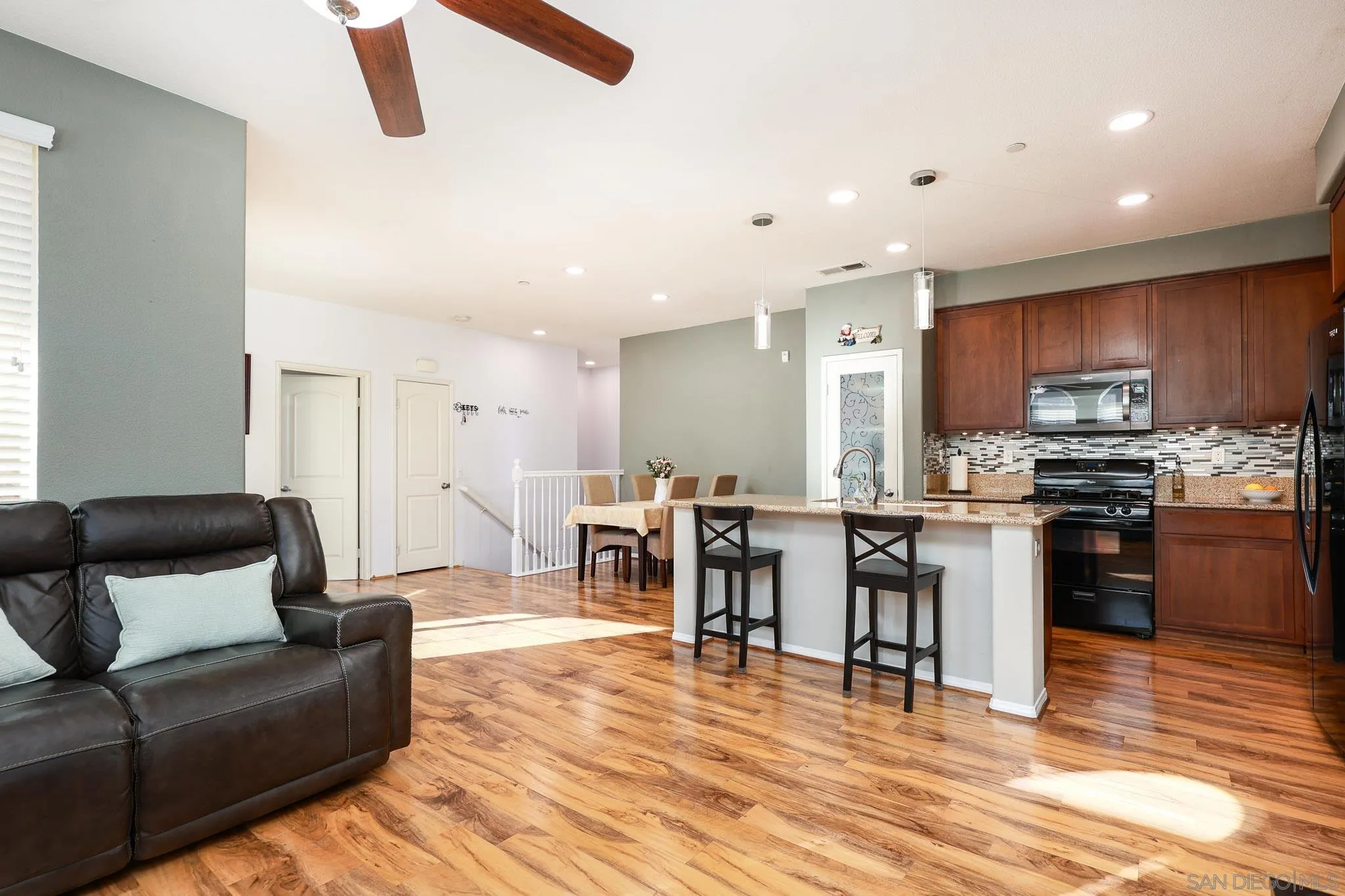 Photo #6: 2601191 Listing: Photo #6