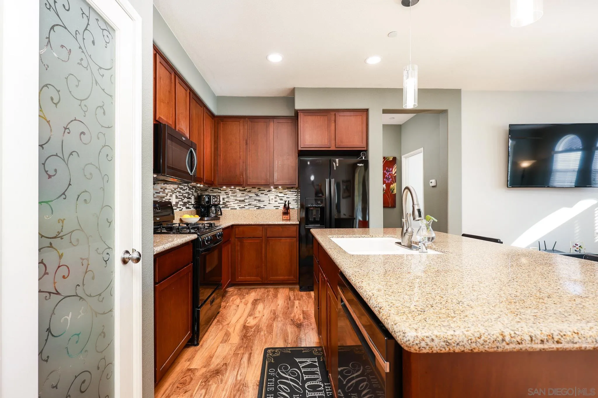 Photo #4: 2601191 Listing: Photo #4