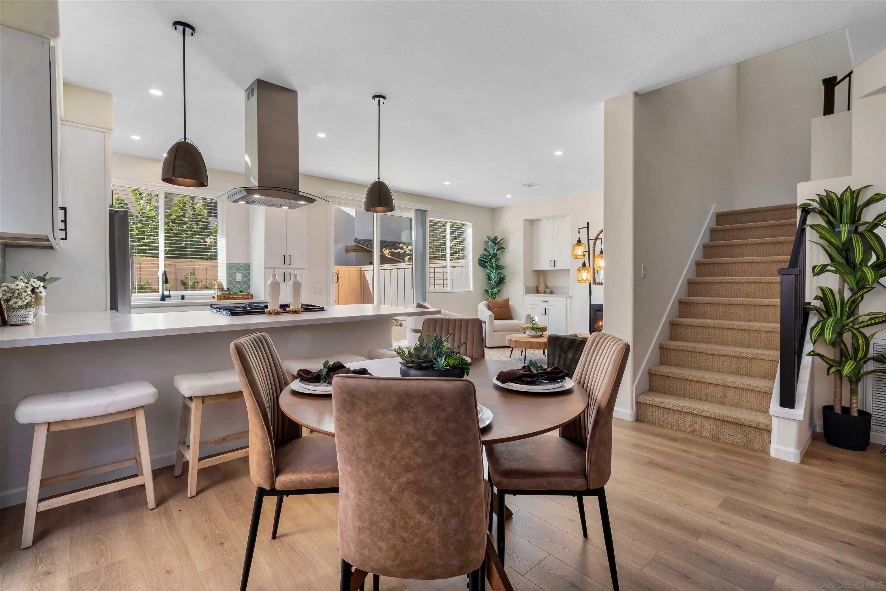 https://cdn.realtyfeed.com/cdn/127/2601197/068695c4856f97b8b788df169b08cb89.webp