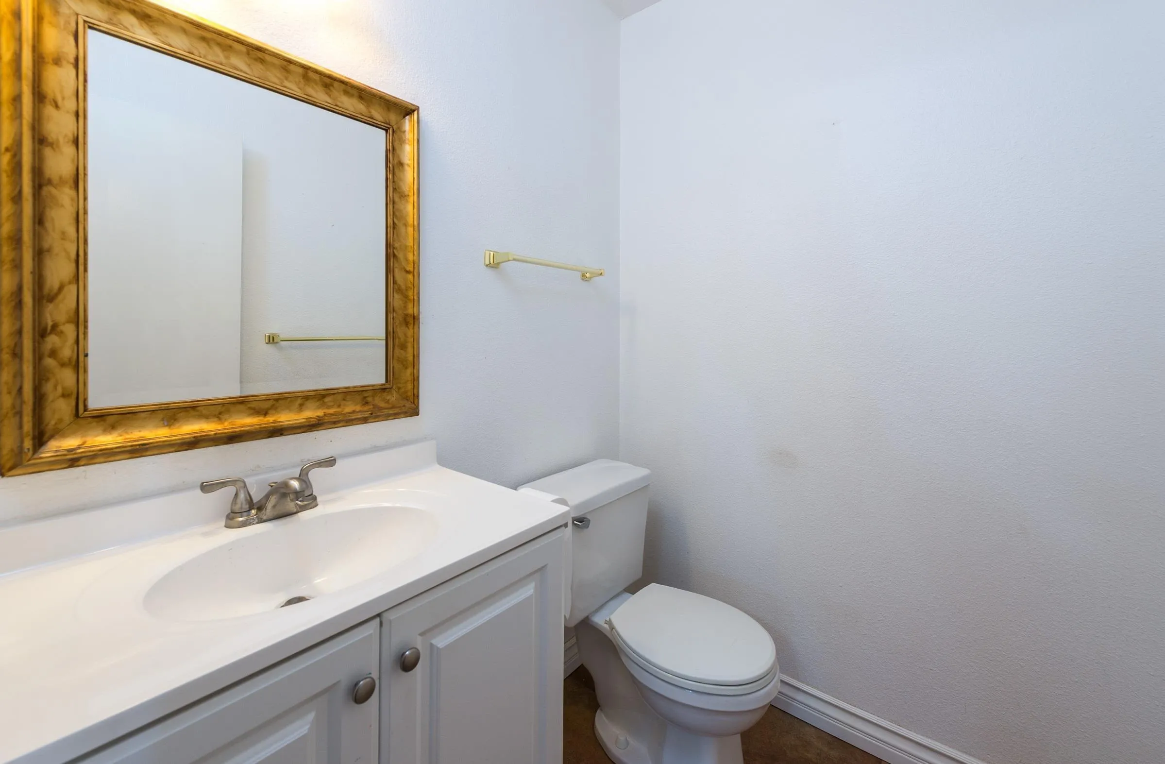 Photo #13: 2601198 Listing: Photo #13