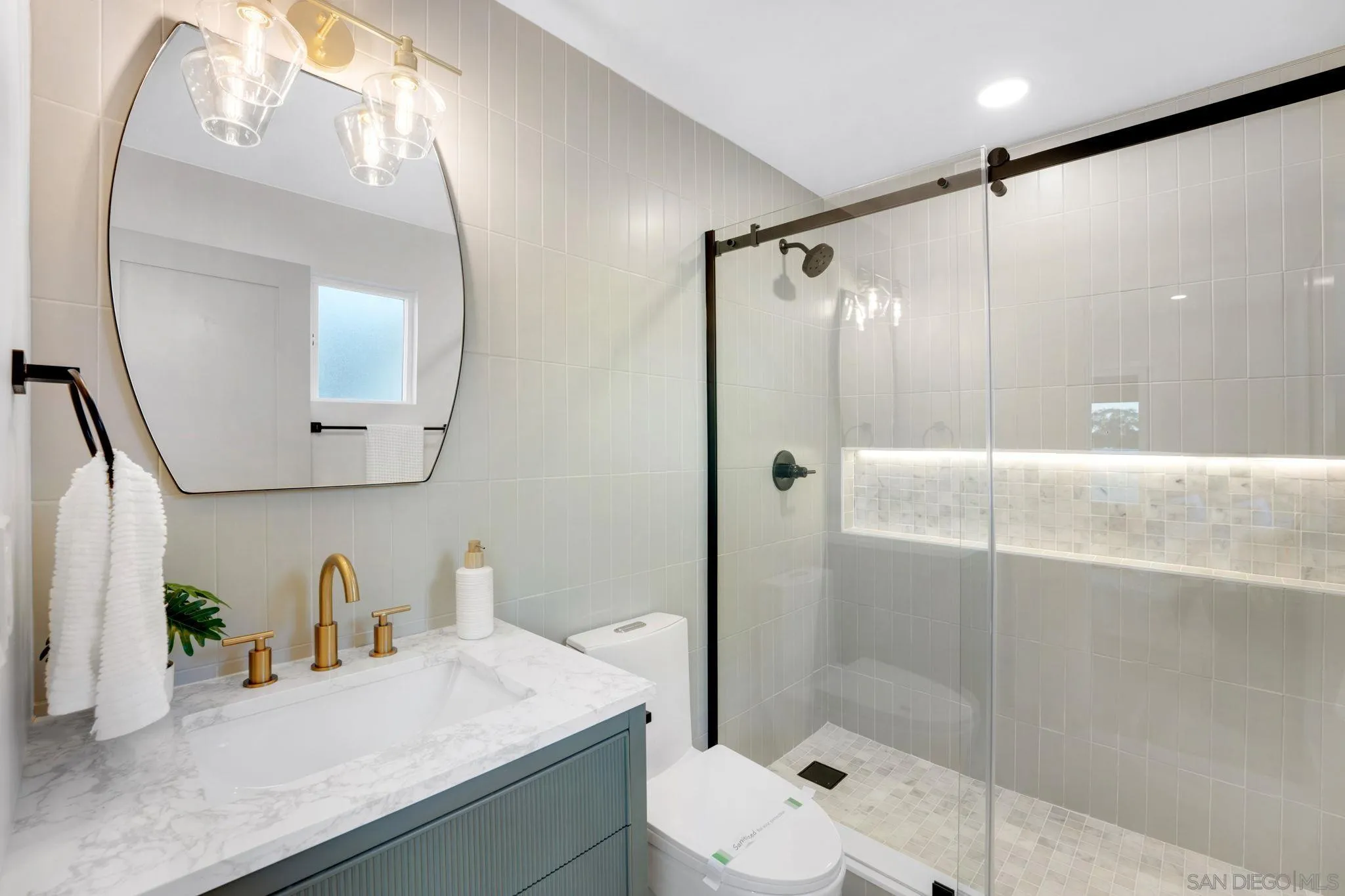 https://cdn.realtyfeed.com/cdn/127/2601203/0ad7ae19ba9fc6c4a6be225eda4eea18.webp