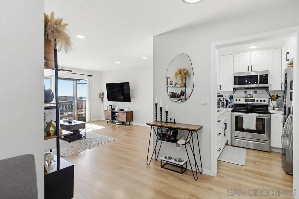 Photo #4: 2601205 Listing: Photo #4