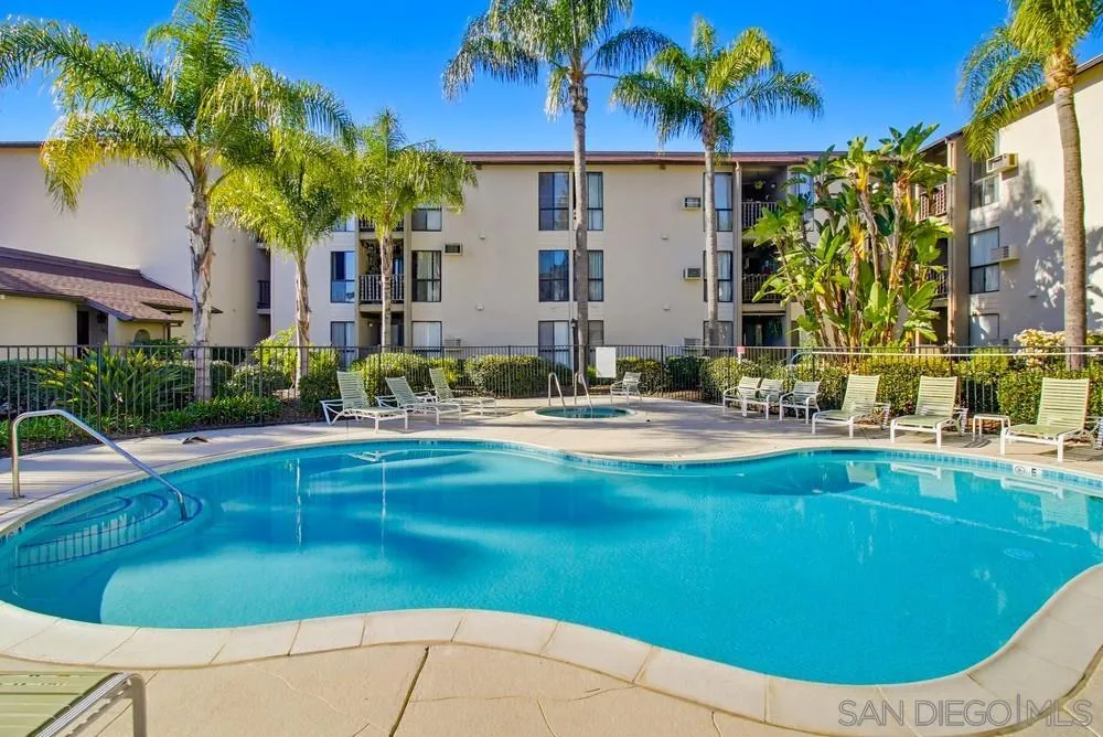 Photo #33: 2601205 Listing: Photo #33