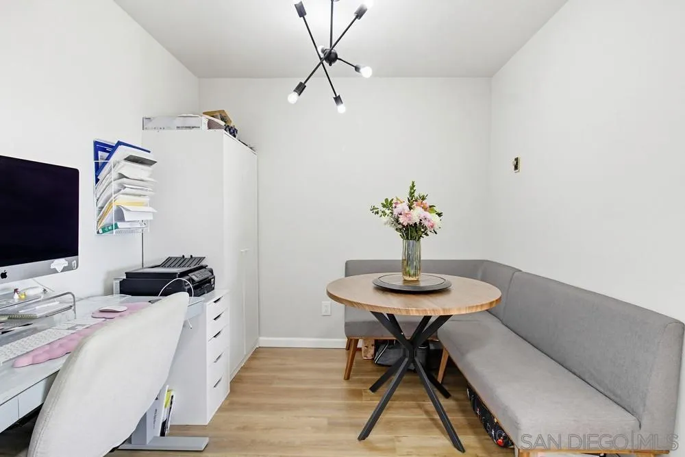 Photo #18: 2601205 Listing: Photo #18