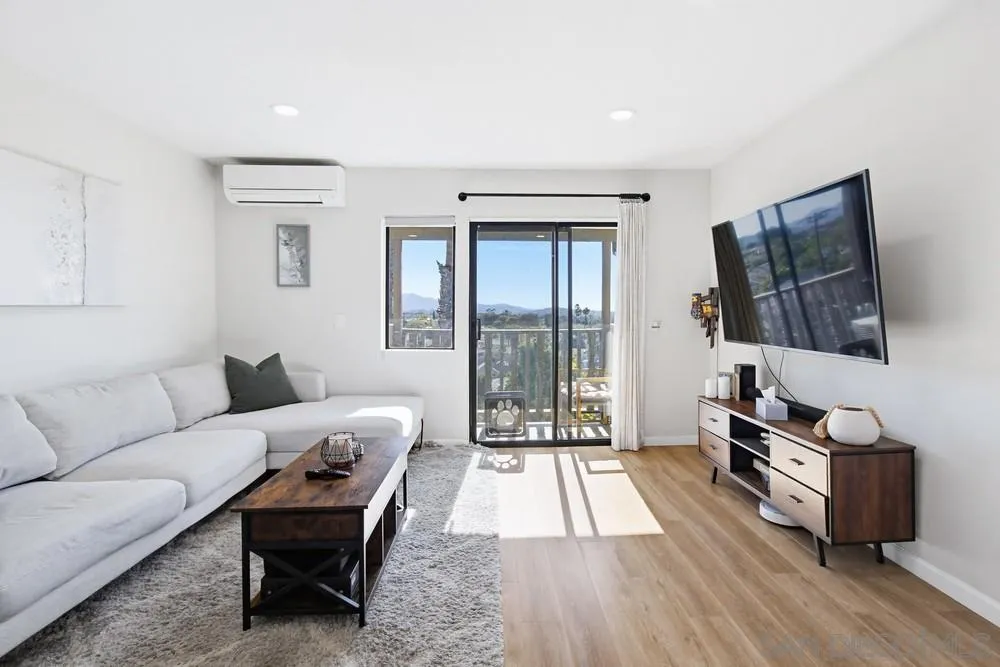 Photo #12: 2601205 Listing: Photo #12