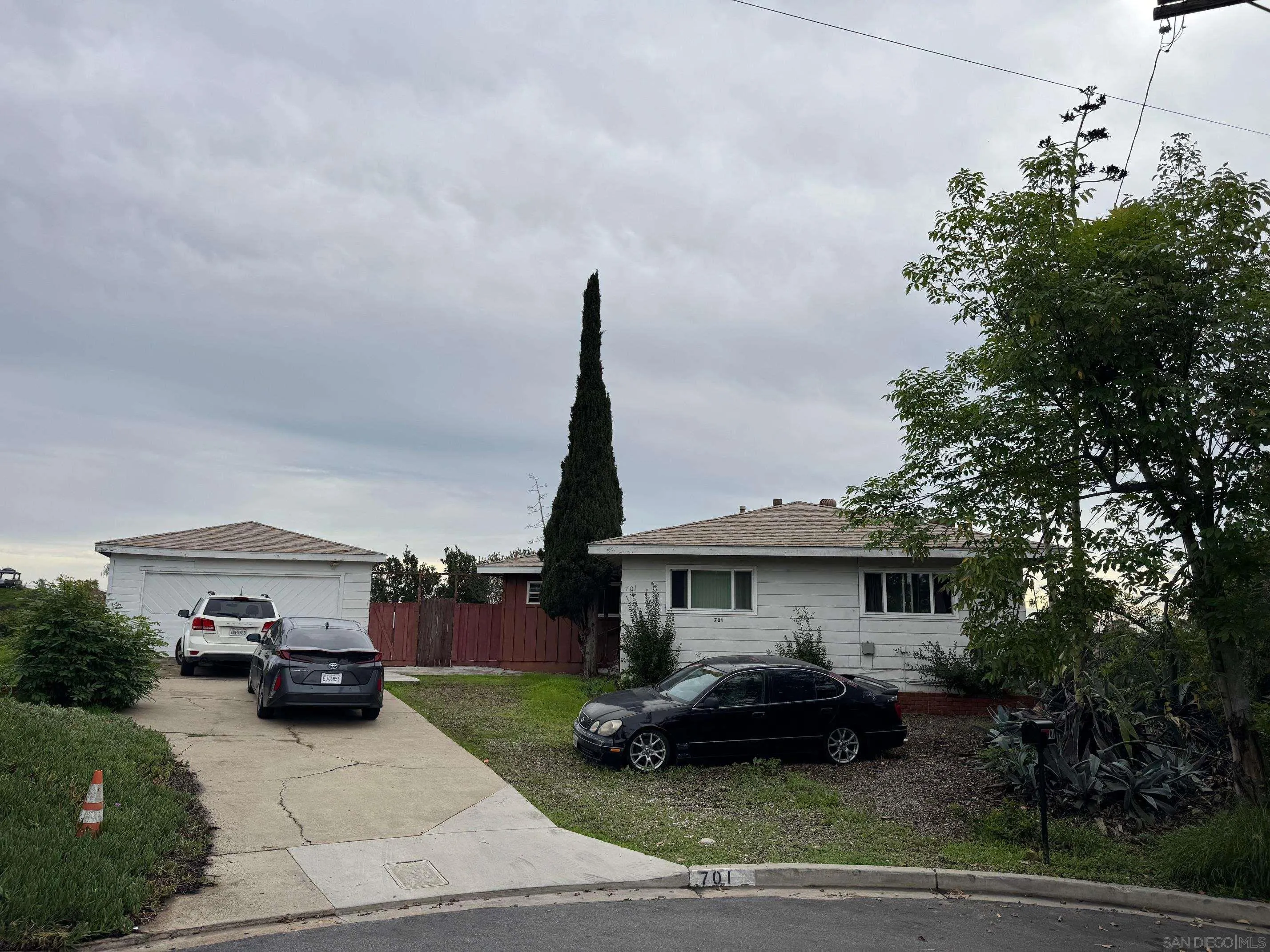 https://cdn.realtyfeed.com/cdn/127/2601208/62fcf35ef26479ed09111f909fb41a33.webp