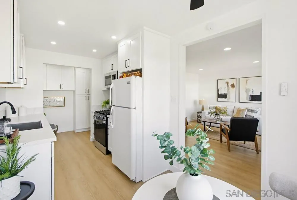 https://cdn.realtyfeed.com/cdn/127/2601218/2965d84a6474585aa3dc899a146c6fad.webp