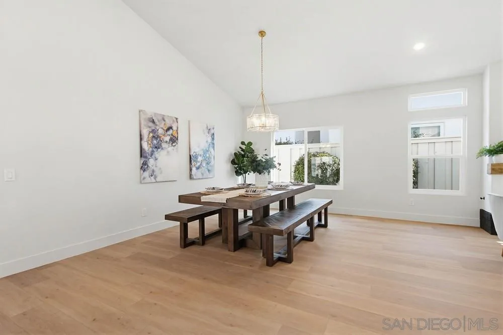 https://cdn.realtyfeed.com/cdn/127/2601219/048b922b3e7813576c267120bf14617f.webp
