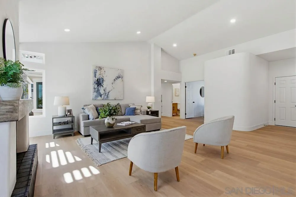 https://cdn.realtyfeed.com/cdn/127/2601219/52c493b3bdfb8495e6e39296008785e9.webp
