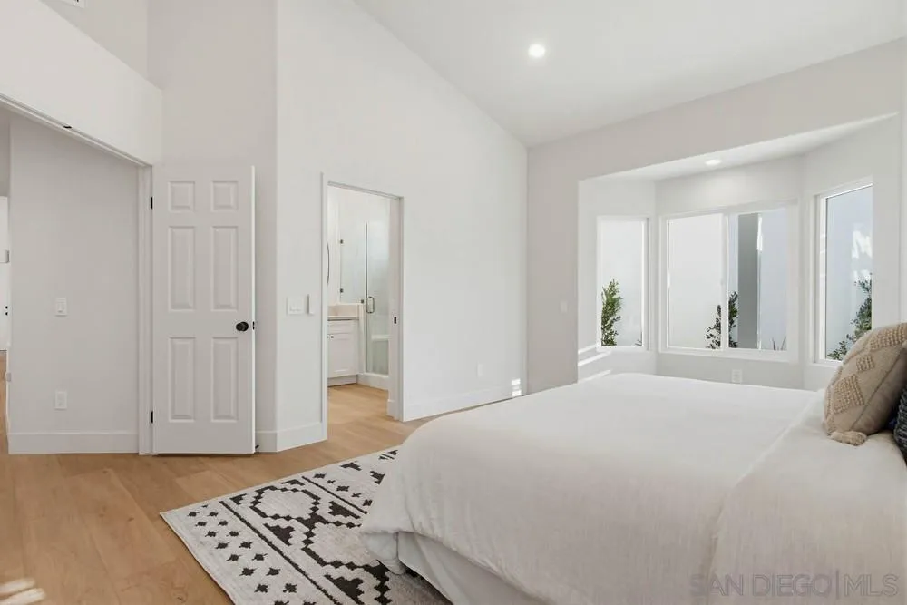https://cdn.realtyfeed.com/cdn/127/2601219/7452131b8ecf6751d04bc221af27377f.webp