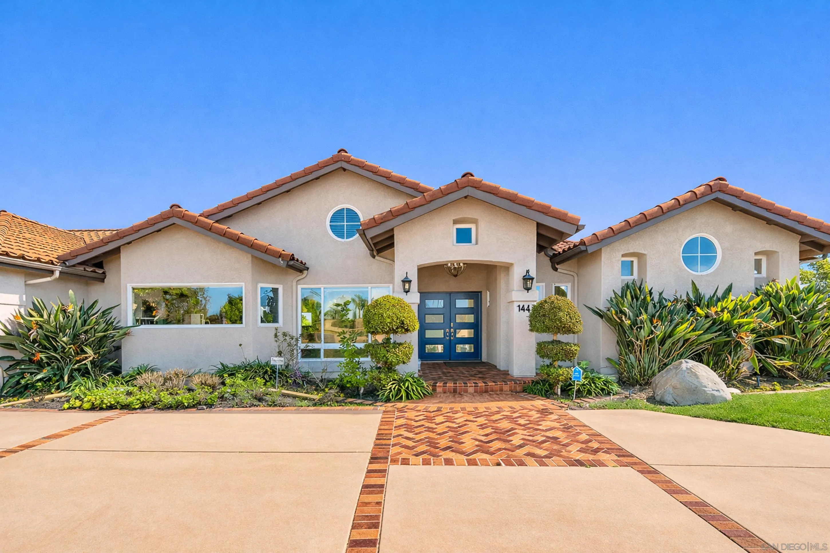 https://cdn.realtyfeed.com/cdn/127/2601220/2686fd4a12190ae991d6bff607089a7b.webp
