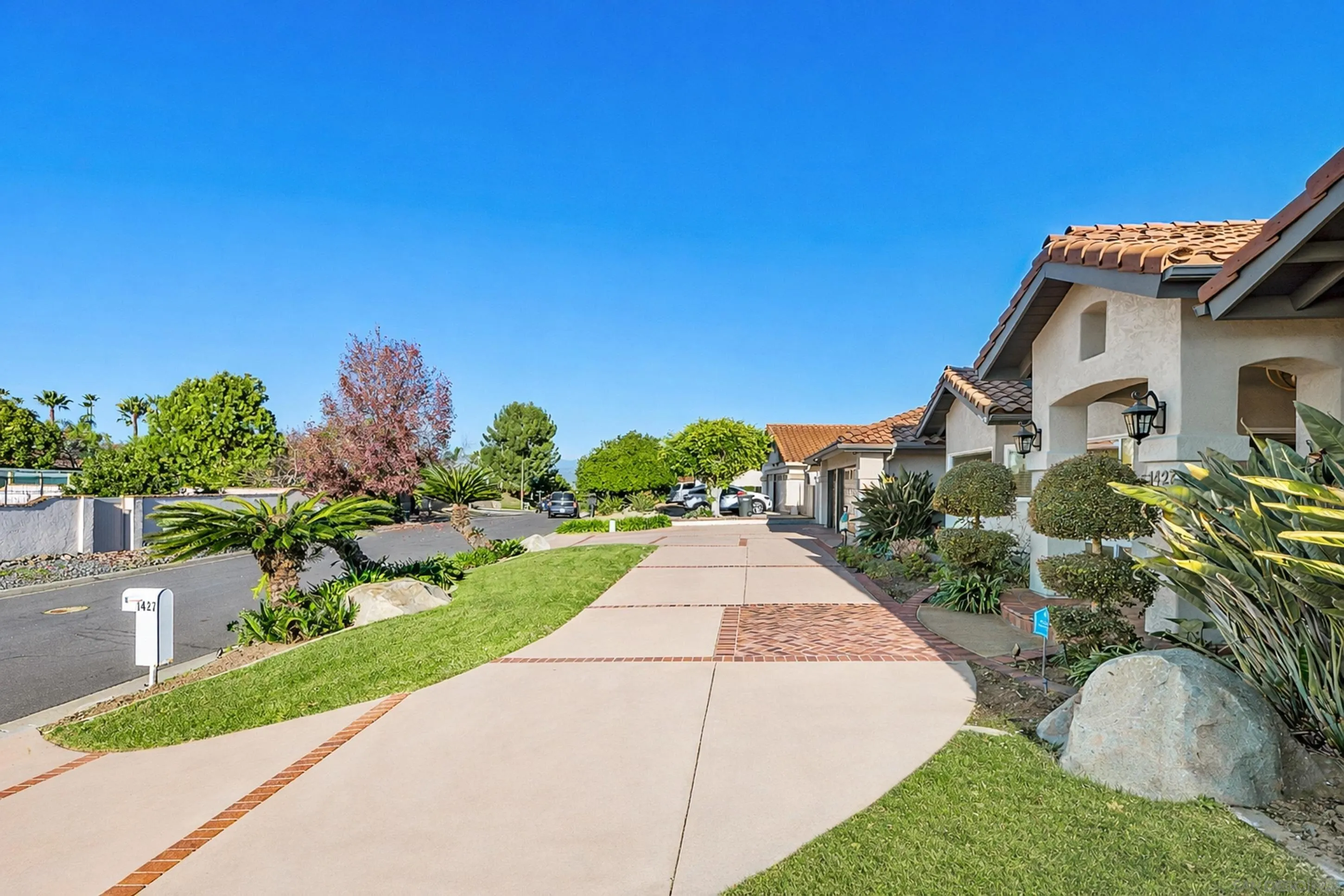 1427 Buckskin Dr, Escondido, CA 92029 - Photo 5 of 62, Escondido, CA