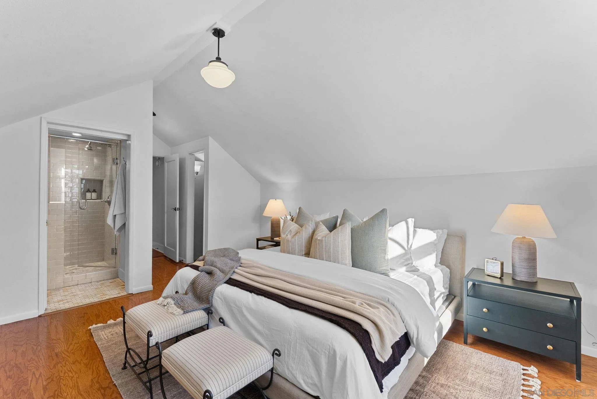 https://cdn.realtyfeed.com/cdn/127/2601221/50901238b650293042d94cc84516393b.webp