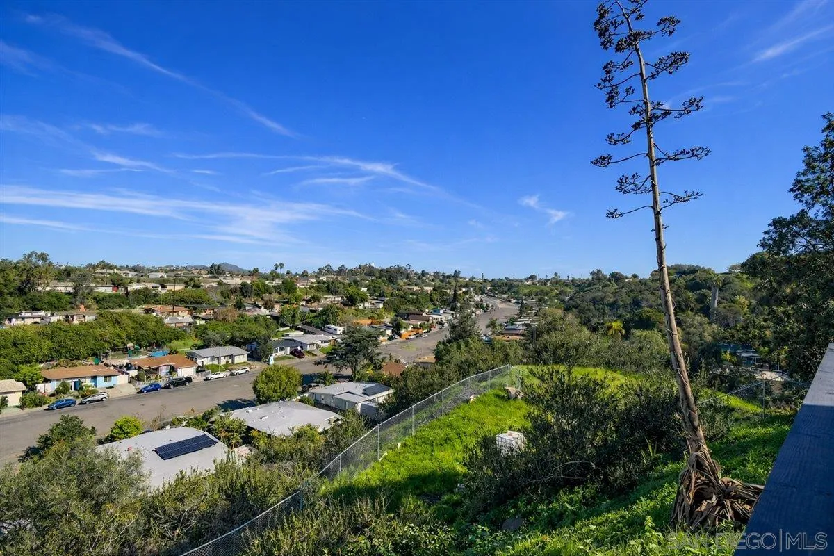 https://cdn.realtyfeed.com/cdn/127/2601222/4b0e5edc54154b180129b7eb4821f81c.webp