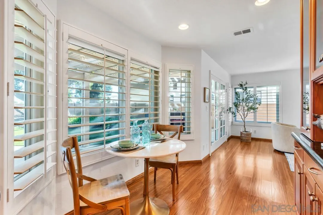 https://cdn.realtyfeed.com/cdn/127/2601223/5c17e634c3799d65be4bf0ed666841ad.webp