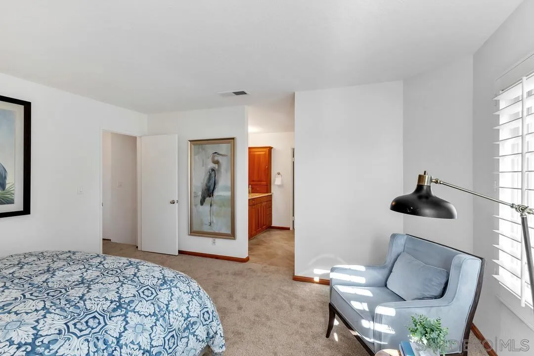 https://cdn.realtyfeed.com/cdn/127/2601223/6d16aebf597bd9d4d42cad4724a10a75.webp