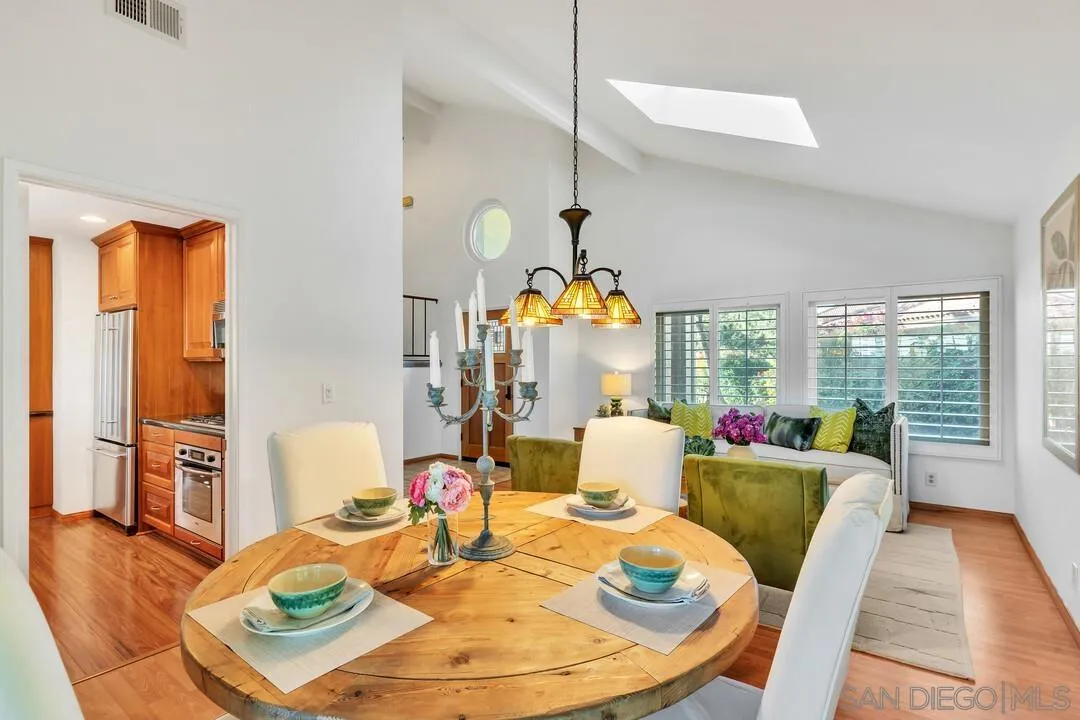 https://cdn.realtyfeed.com/cdn/127/2601223/6fd2a1ad1c25ae74d62f2c08b0dad59f.webp