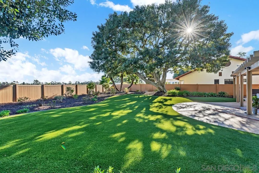 https://cdn.realtyfeed.com/cdn/127/2601223/9ed371be68e6ec10dd061b17b83a8b24.webp