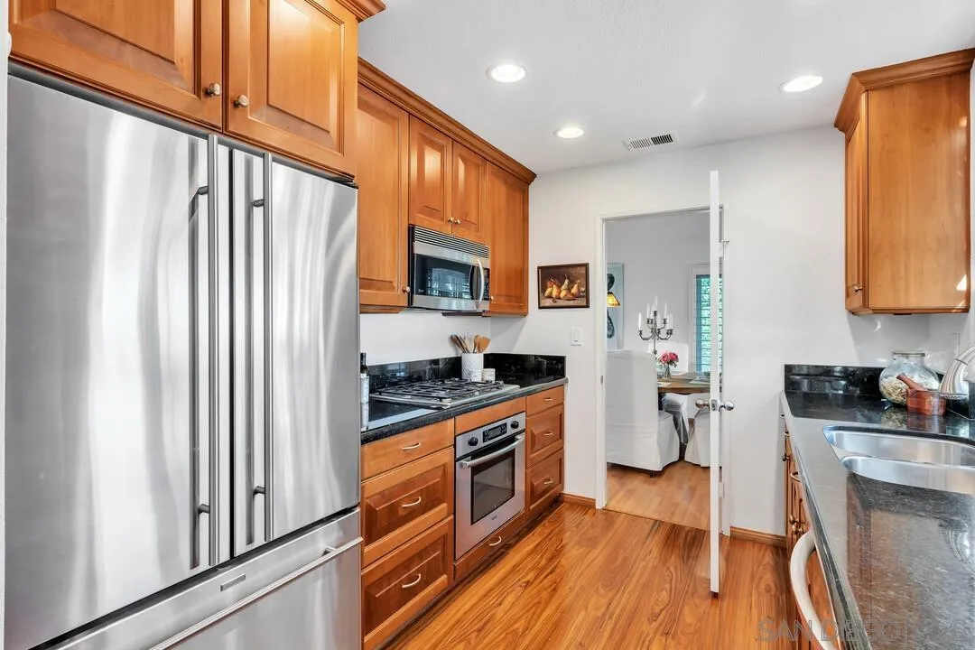 https://cdn.realtyfeed.com/cdn/127/2601223/f4467c83b5f1217c012c9a7ba8f3f056.webp