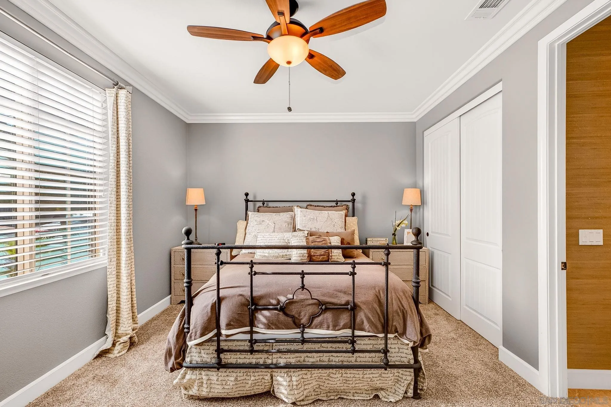 https://cdn.realtyfeed.com/cdn/127/2601226/450bf87c30c236857a24eeca1bf4ec52.webp