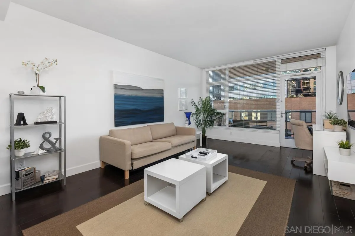 Photo #2: 2601227 Listing: Photo #2