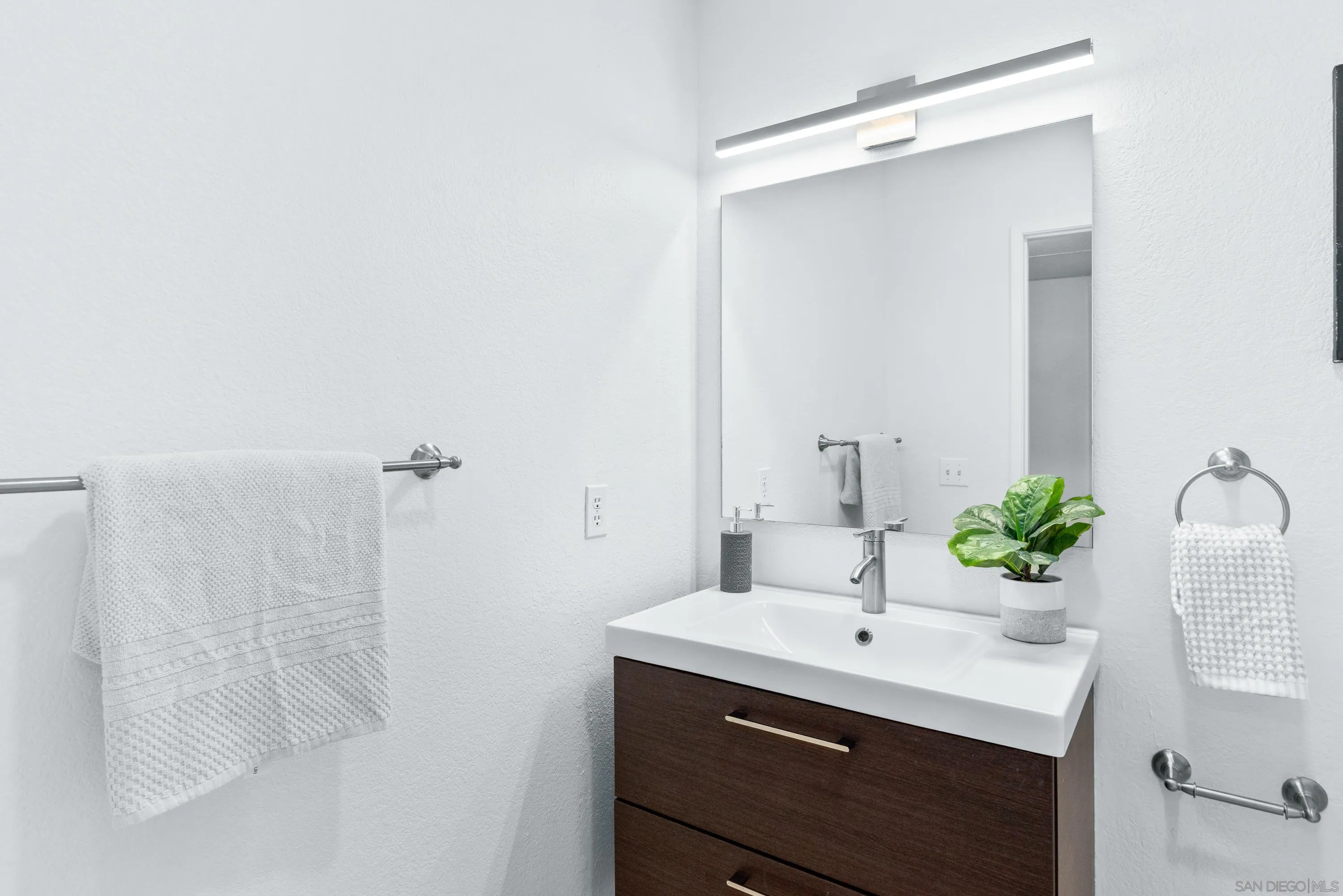 Photo #19: 2601234 Listing: Photo #19